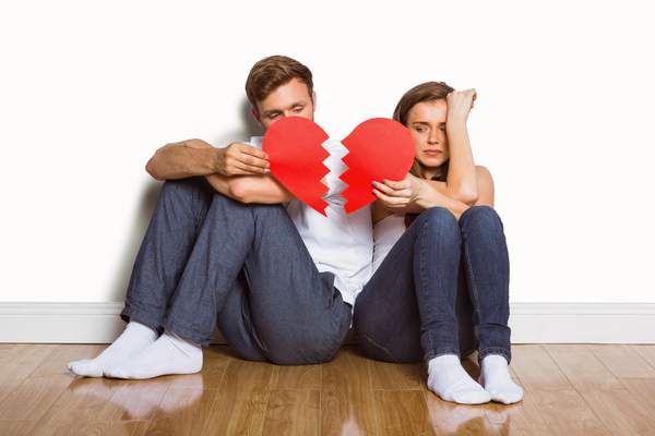 Почему любовные отношения приносят боль?